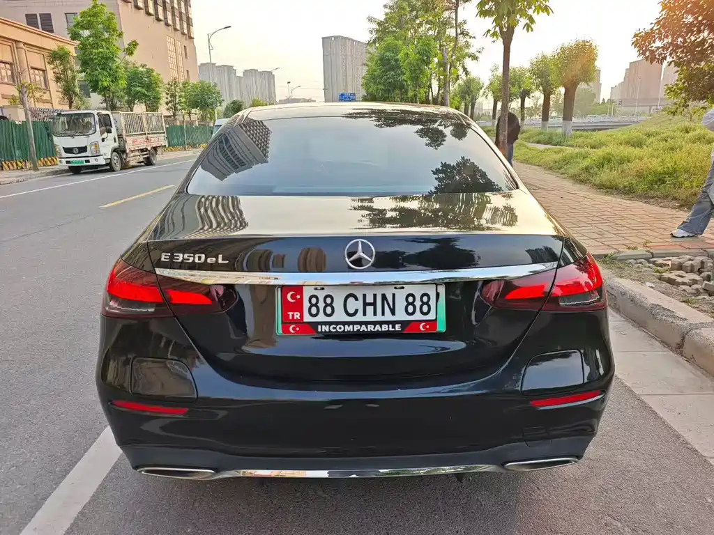 Mercedes-Benz E-Class E 2023 E 350 e L Sport