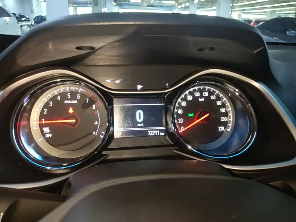 Chevrolet Volando — миниатюра 12