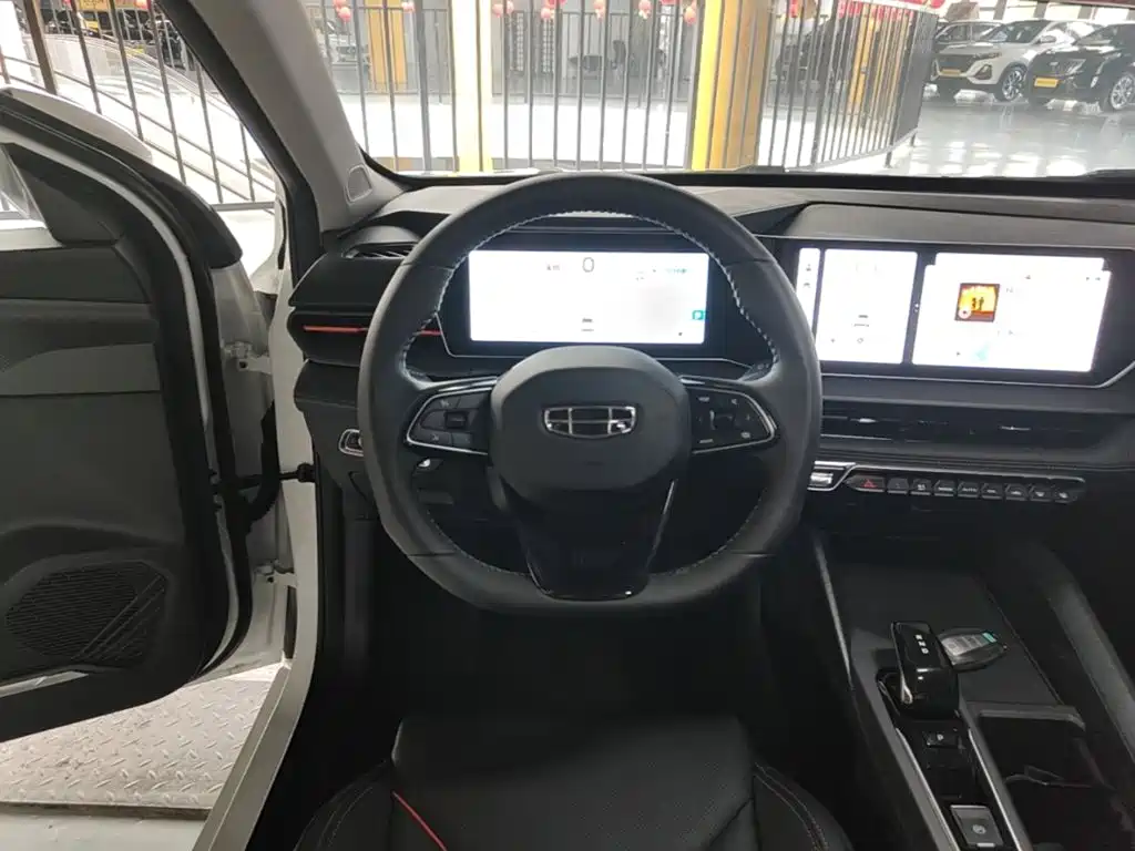 Geely Binrui — миниатюра 11