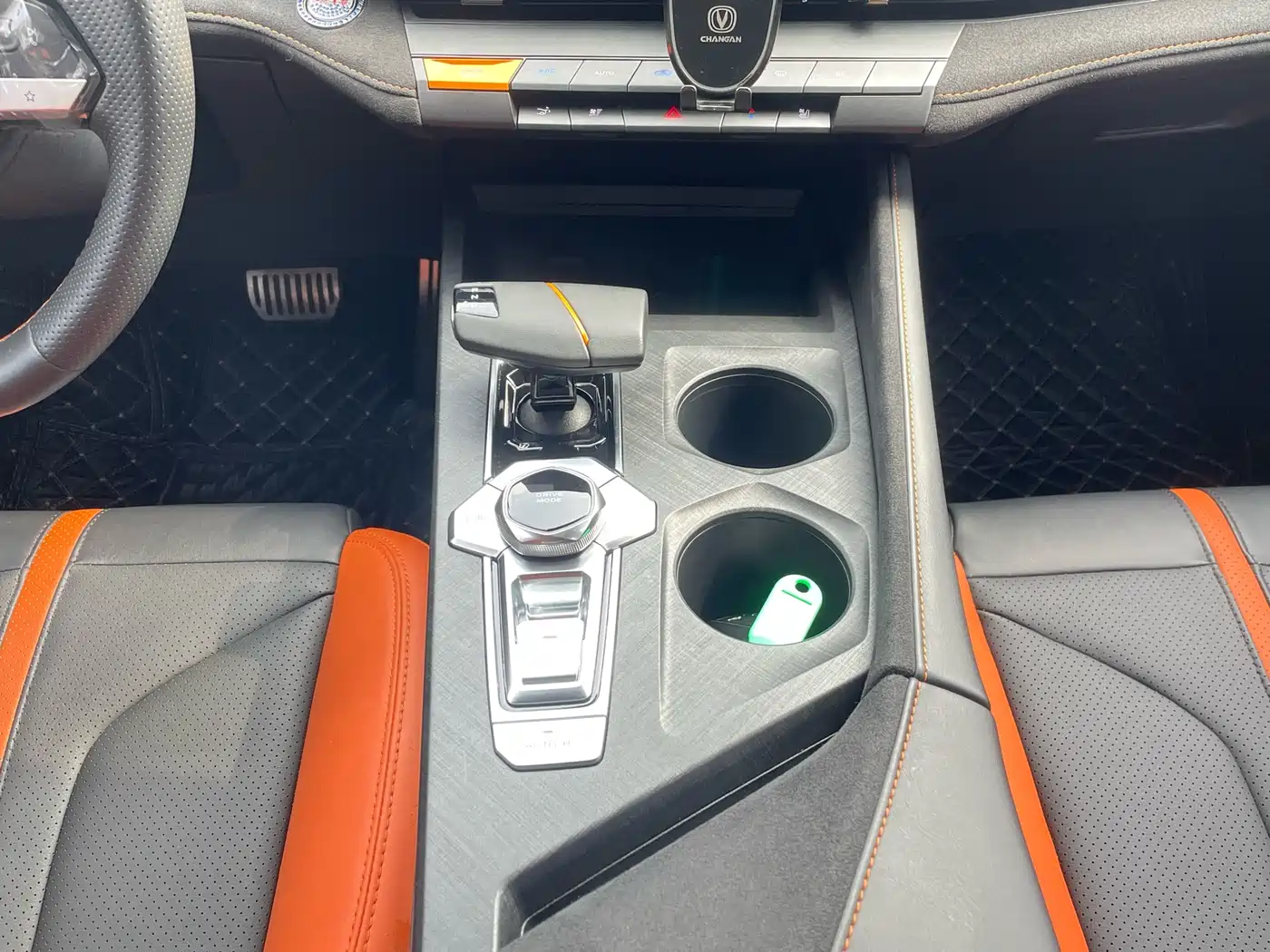 Chang'an Changan UNI-V 2024 Черный из Китая