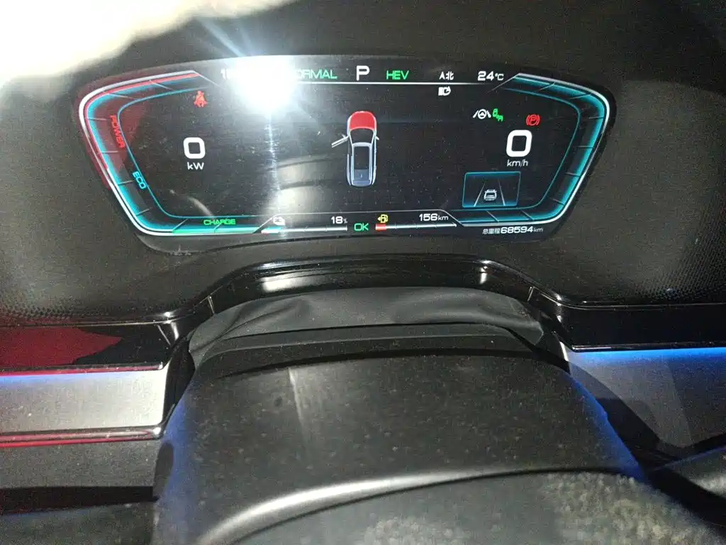 BYD Tang New Energy — миниатюра 12