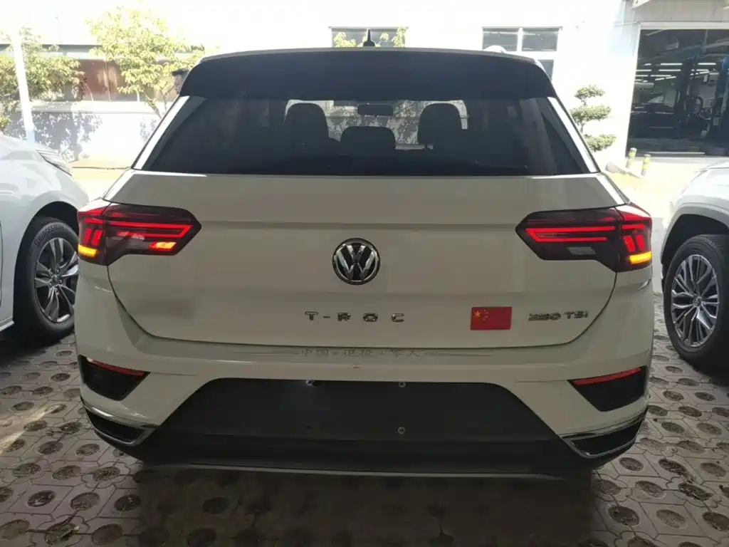 Volkswagen T-Roc — миниатюра 6