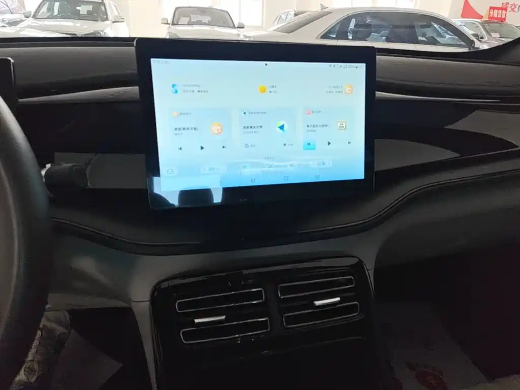 BYD Qin PLUS — миниатюра 13