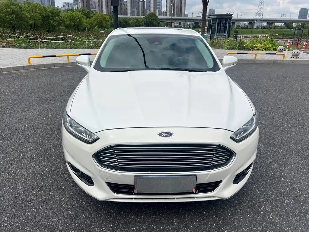 Ford Mondeo — миниатюра 2