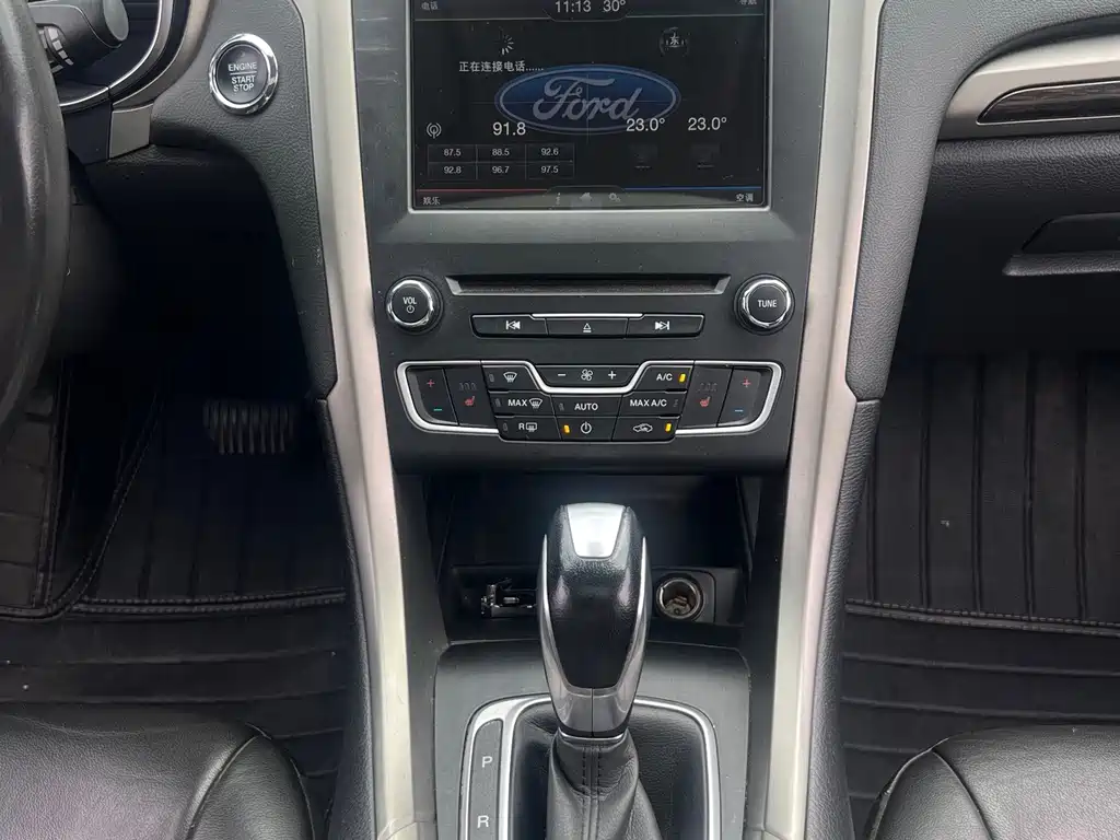 Ford Mondeo — миниатюра 16