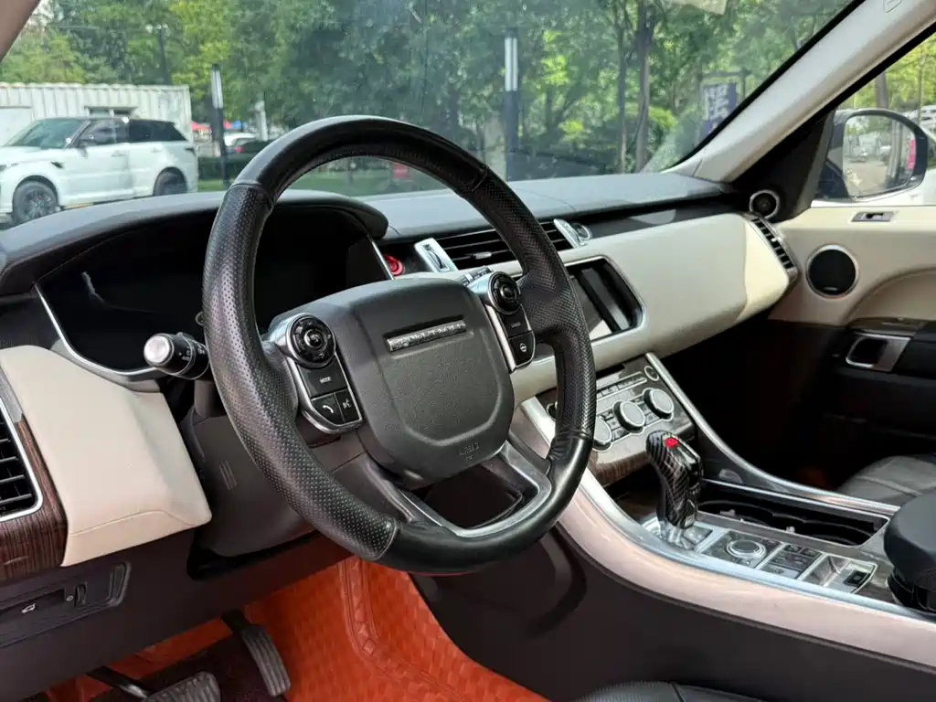 Land Rover Range Rover Sport 2014 3.0 SC V6 HSE