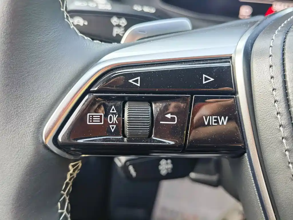 Audi A7L — миниатюра 23