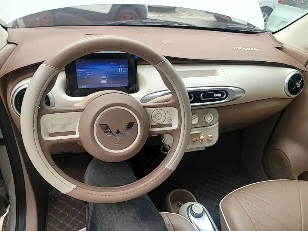 Wuling MINIEV — миниатюра 10