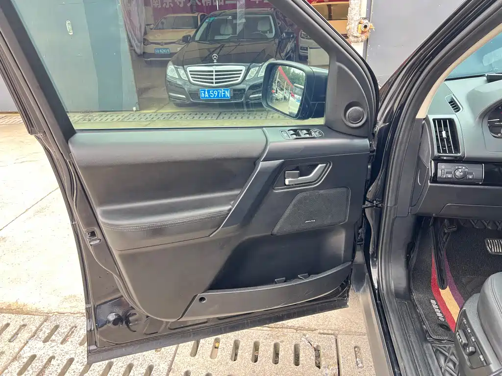 Land Rover Freelander 2 — миниатюра 5