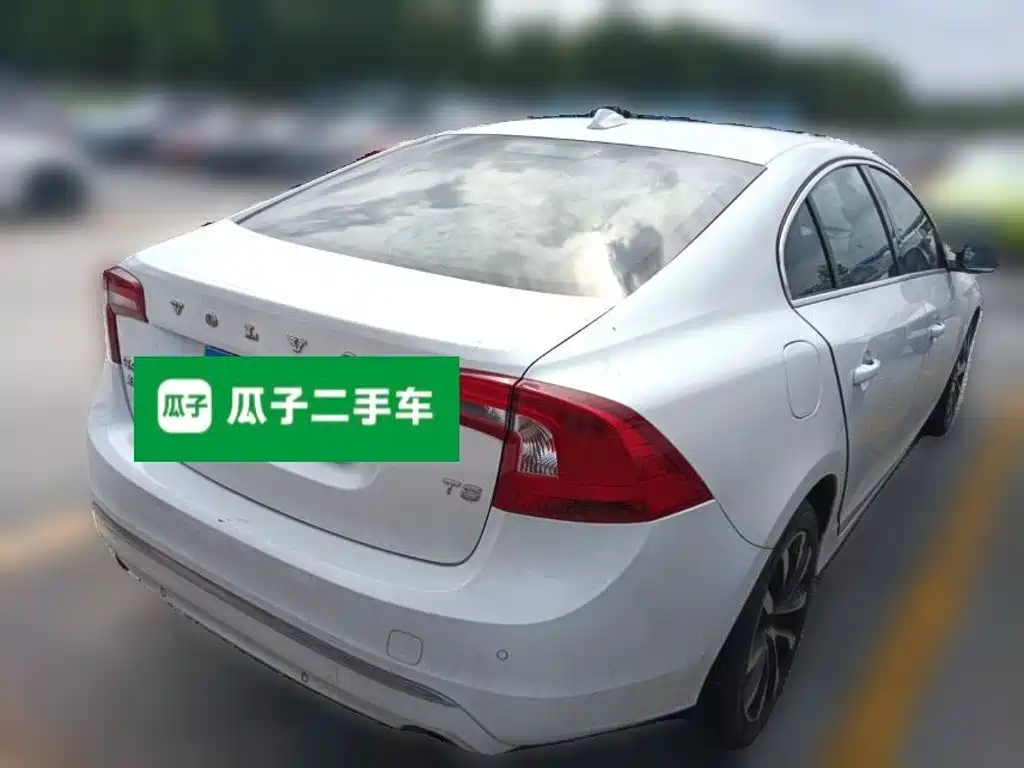 Volvo S60 — миниатюра 5