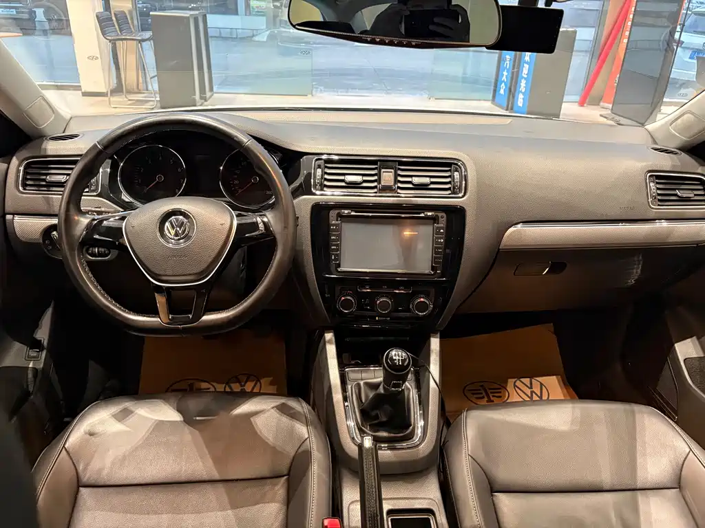 Volkswagen Sagitar — миниатюра 10