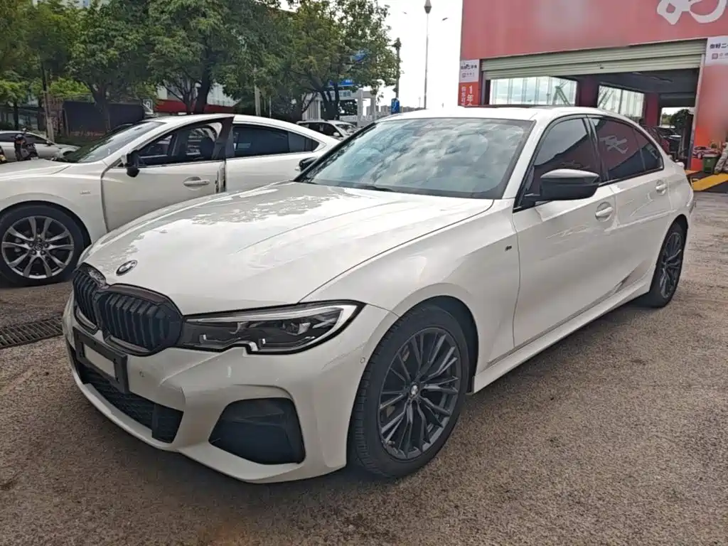 BMW 3 Series 2020