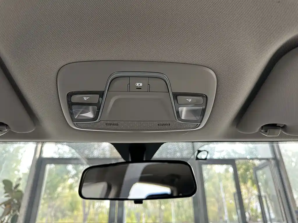 Geely Binyue — миниатюра 19
