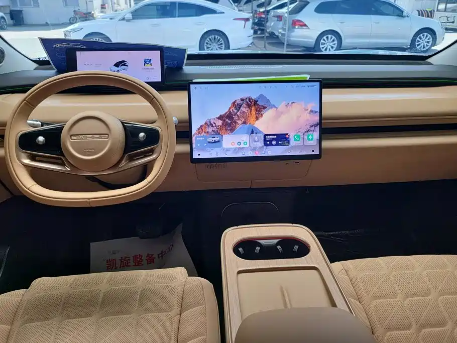 Exeed Xingjiyuan ET — миниатюра 12
