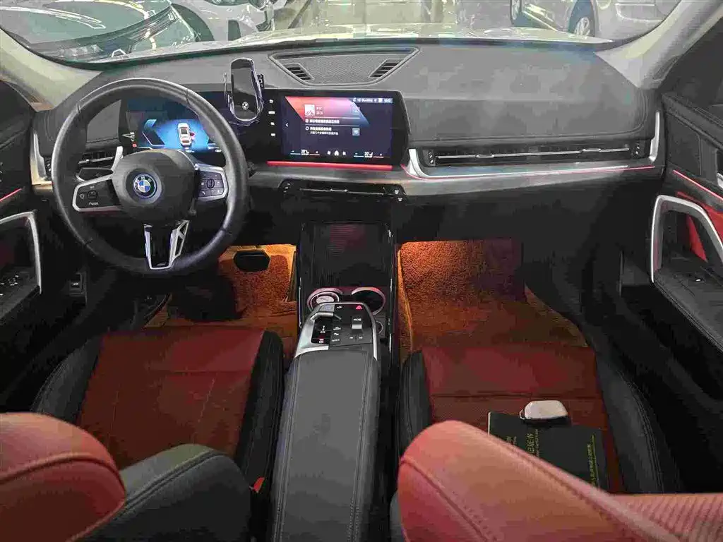 BMW iX1 — миниатюра 4