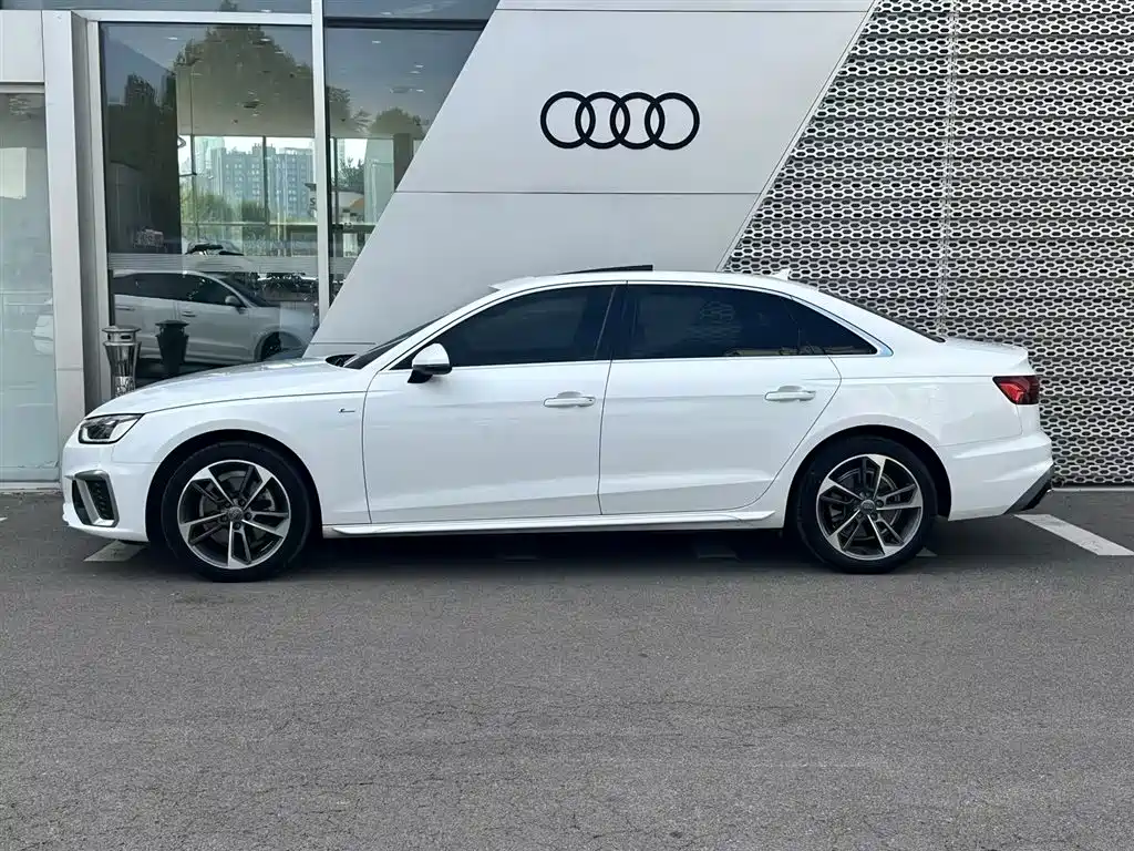Audi A4L — миниатюра 3