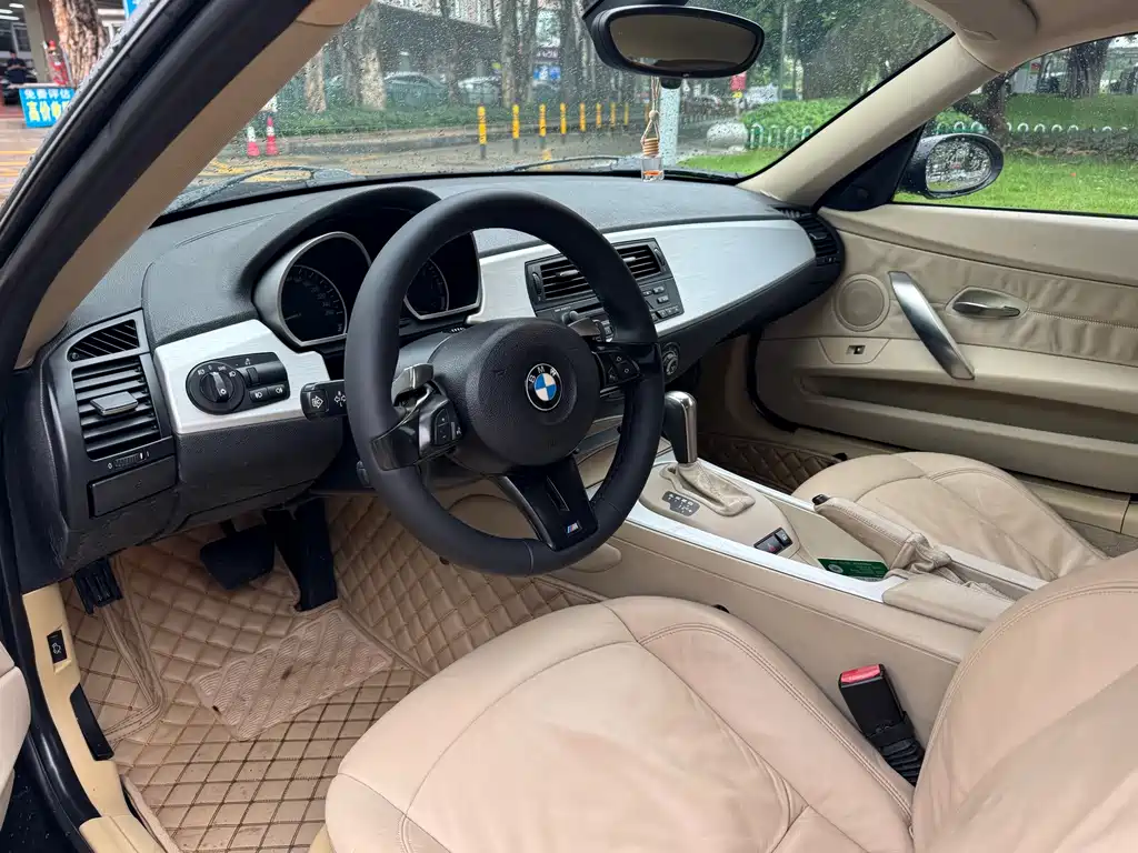 BMW Z4 — миниатюра 8