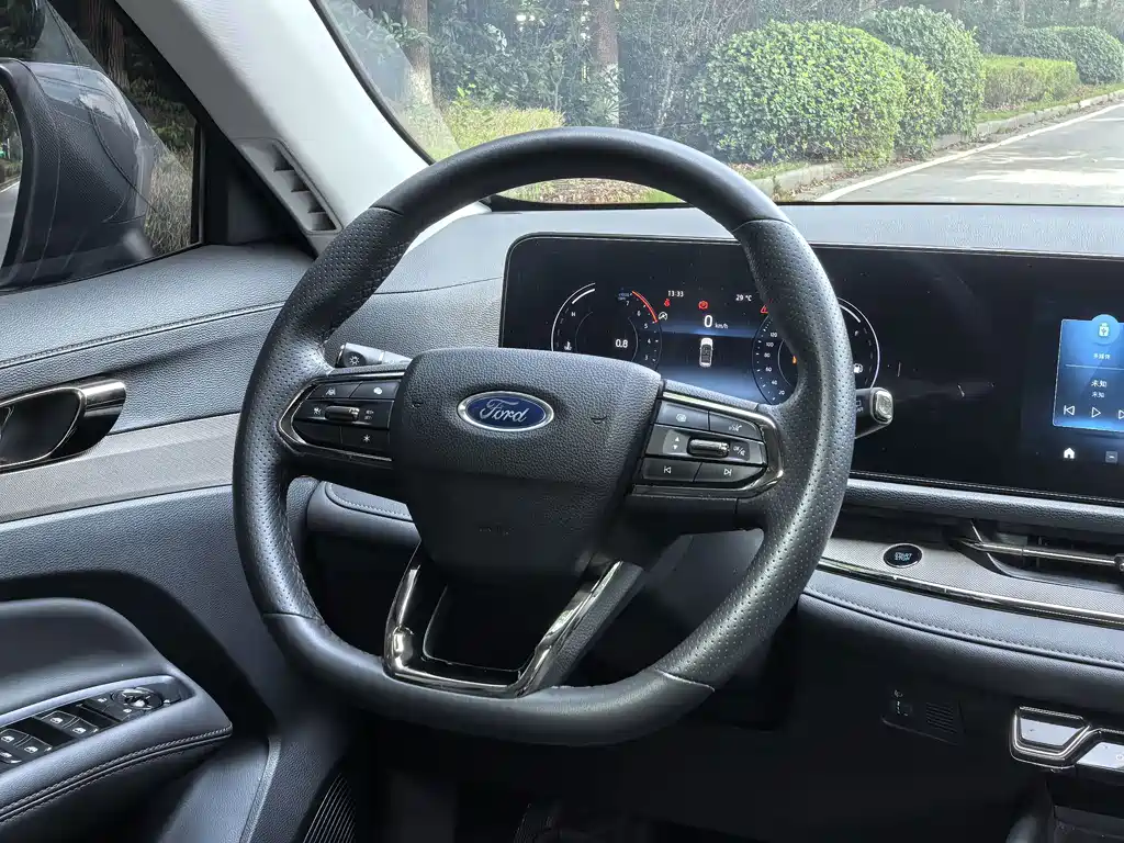 Ford Equator Sport — миниатюра 13