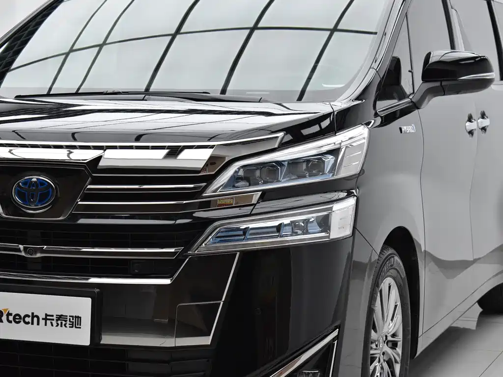 Toyota Vellfire — миниатюра 5