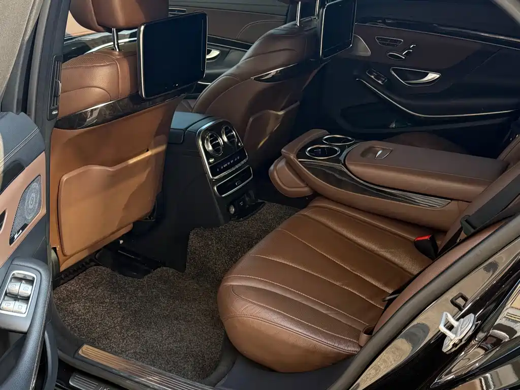 Mercedes-Benz S-Class — миниатюра 8