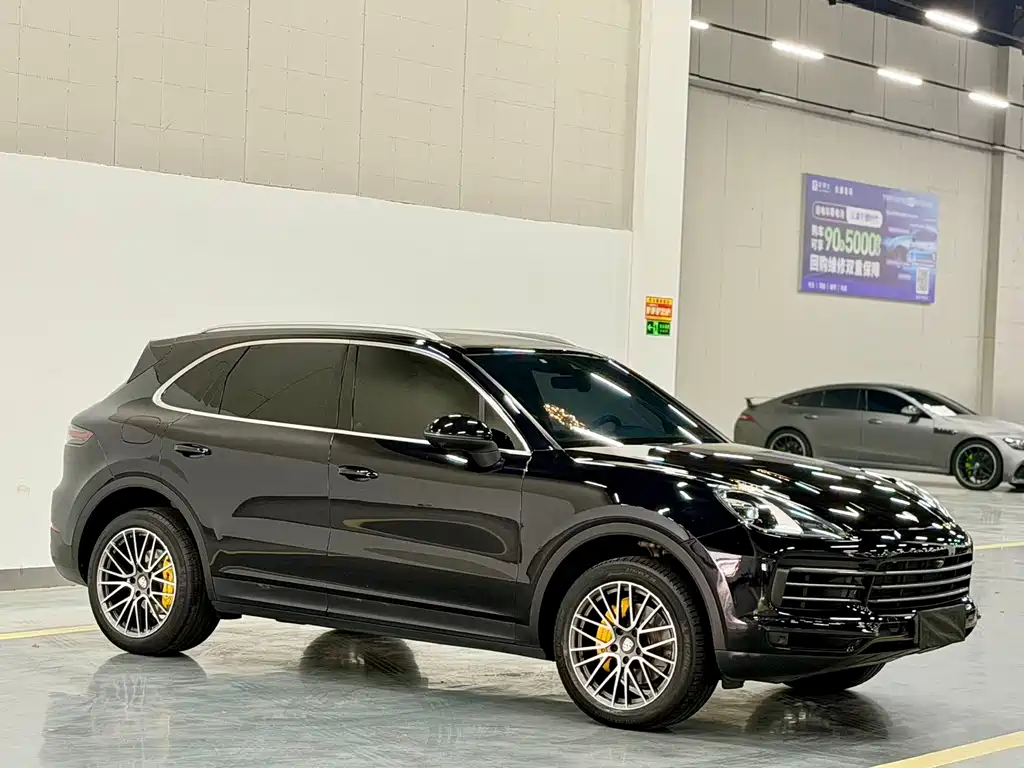 Porsche Cayenne — миниатюра 3