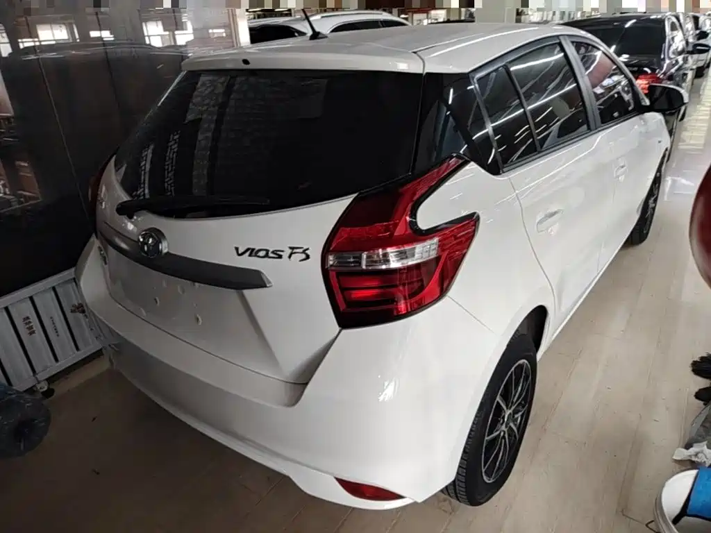 Toyota Vios FS — миниатюра 7