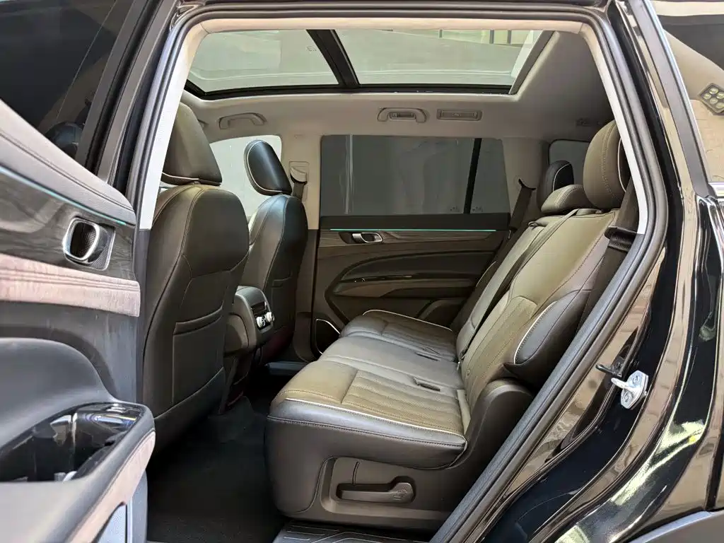 Ford Equator — миниатюра 10