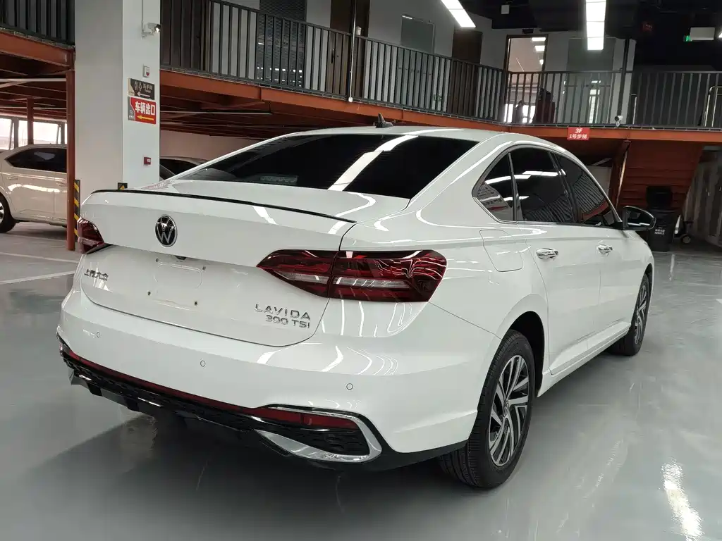 Volkswagen Lavida — миниатюра 16