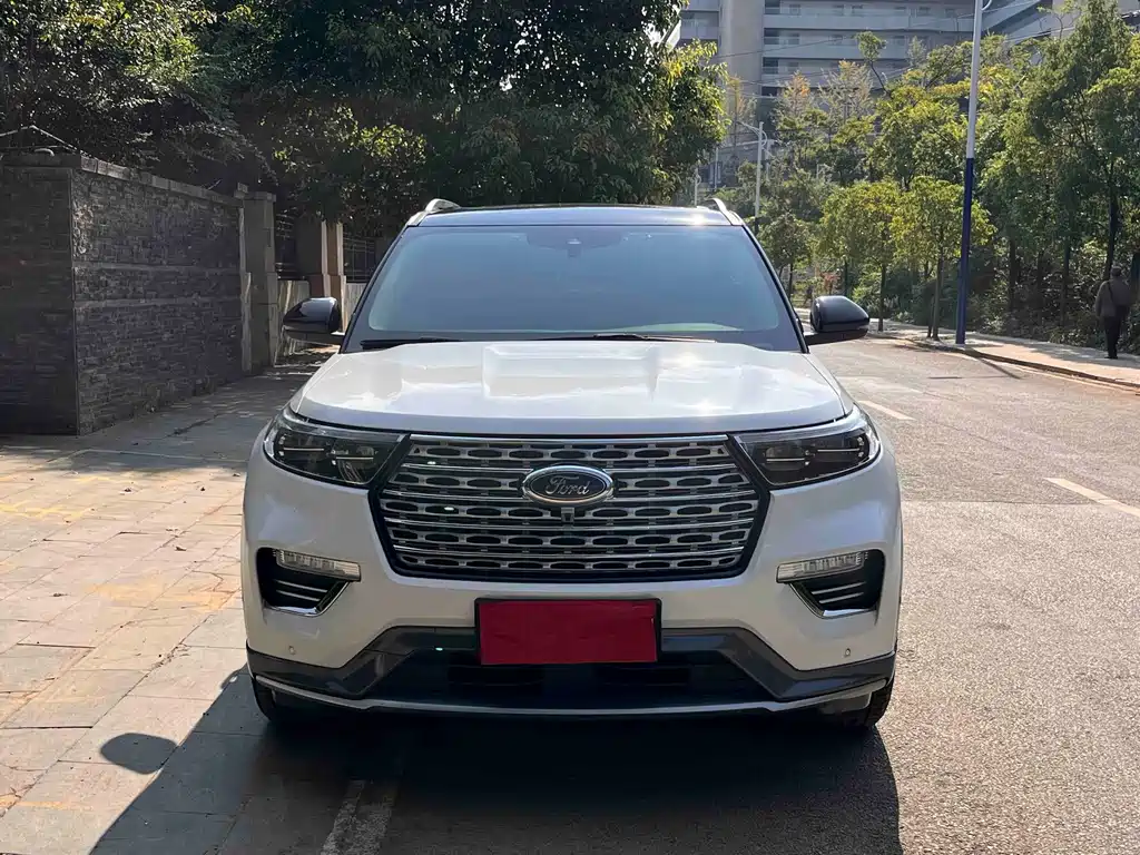 Ford Explorer — миниатюра 2