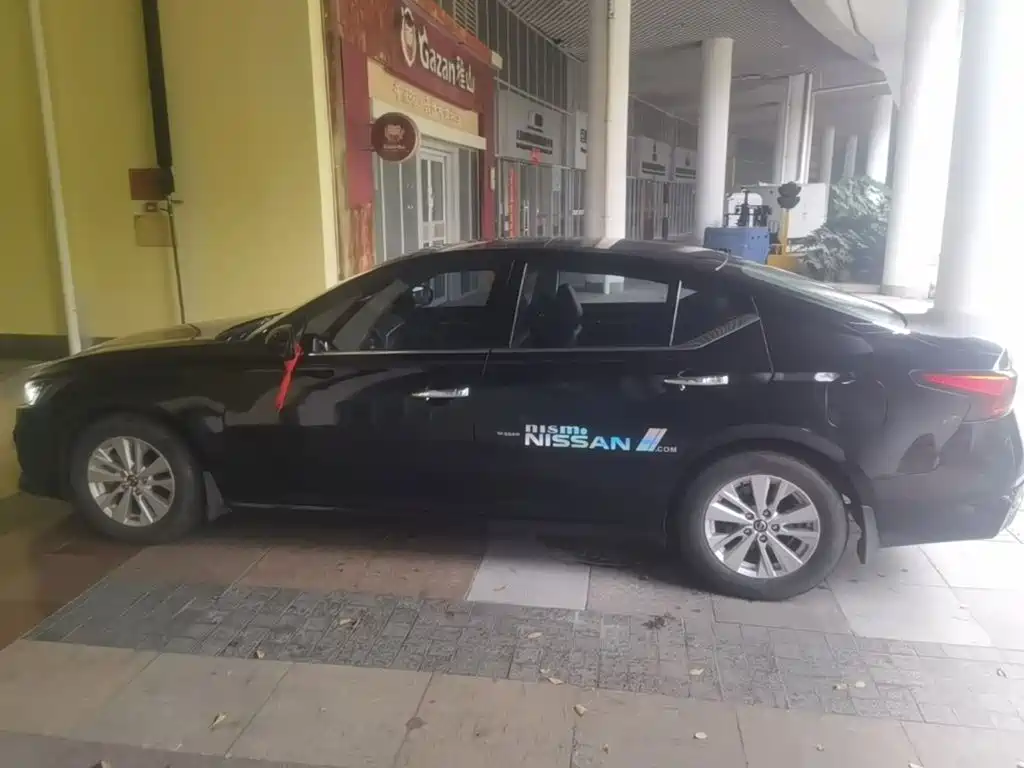 Nissan Teana — миниатюра 5