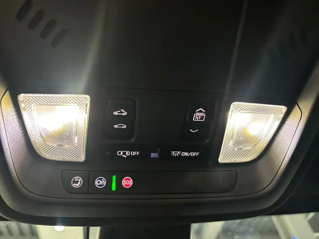 Cadillac XT5 — миниатюра 14