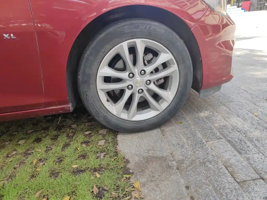 Chevrolet Malibu XL — миниатюра 8