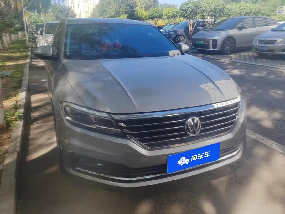 Volkswagen Lavida — миниатюра 2