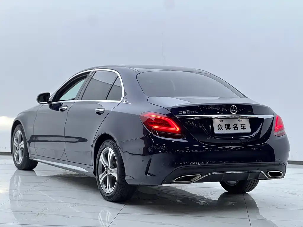 Mercedes-Benz C-Class — миниатюра 3