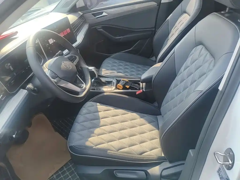 Volkswagen Sagitar — миниатюра 15