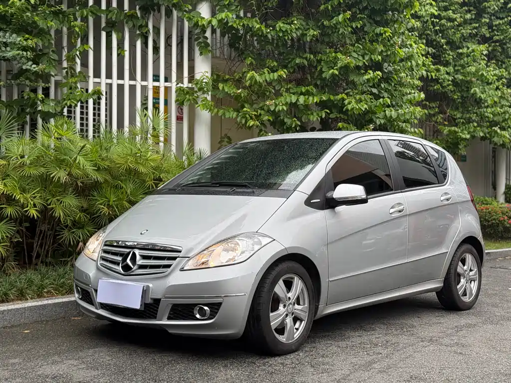 Mercedes-Benz A-Class (Import) 2012