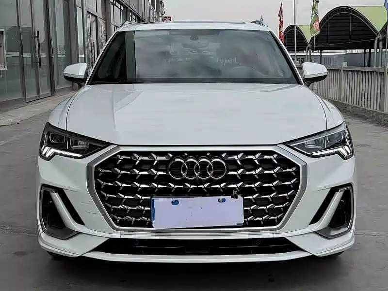 Audi Q3 — миниатюра 2