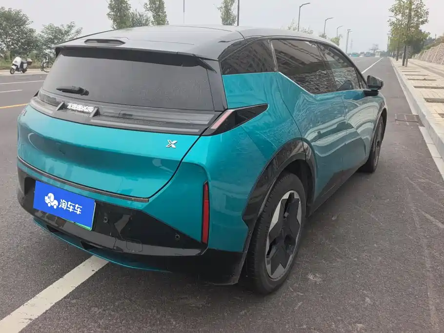 Zeekr X — миниатюра 3