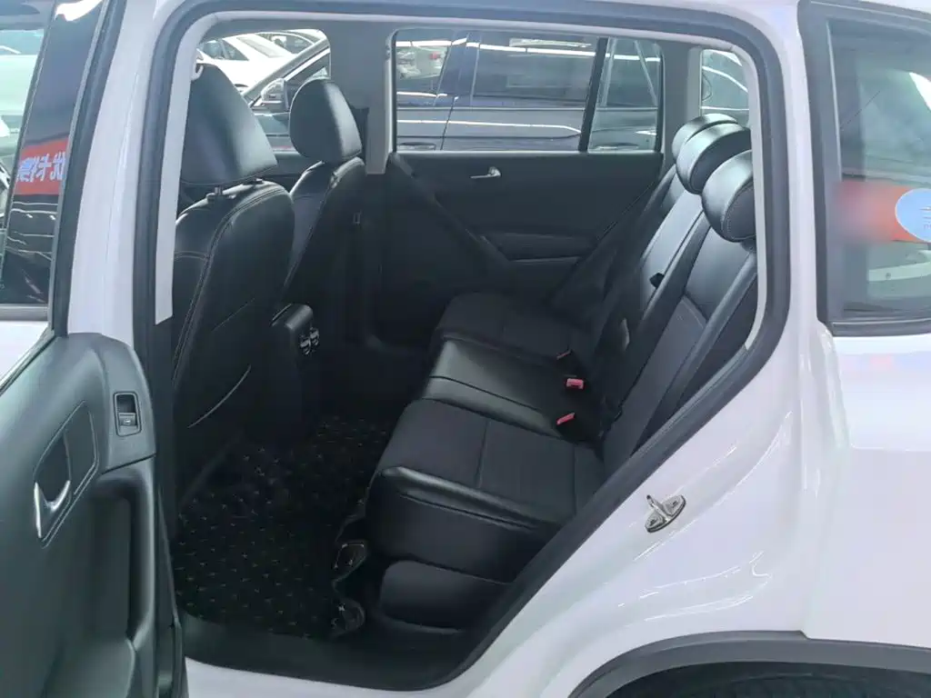 Volkswagen Tiguan — миниатюра 17