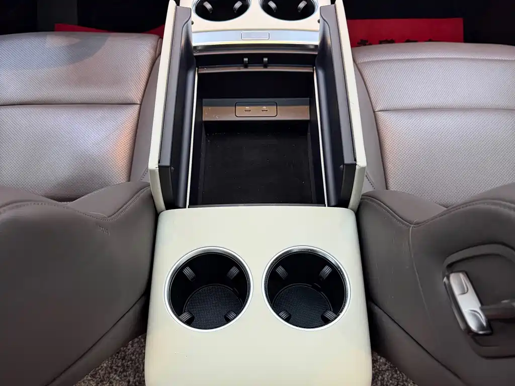 Li Auto Li MEGA — миниатюра 16