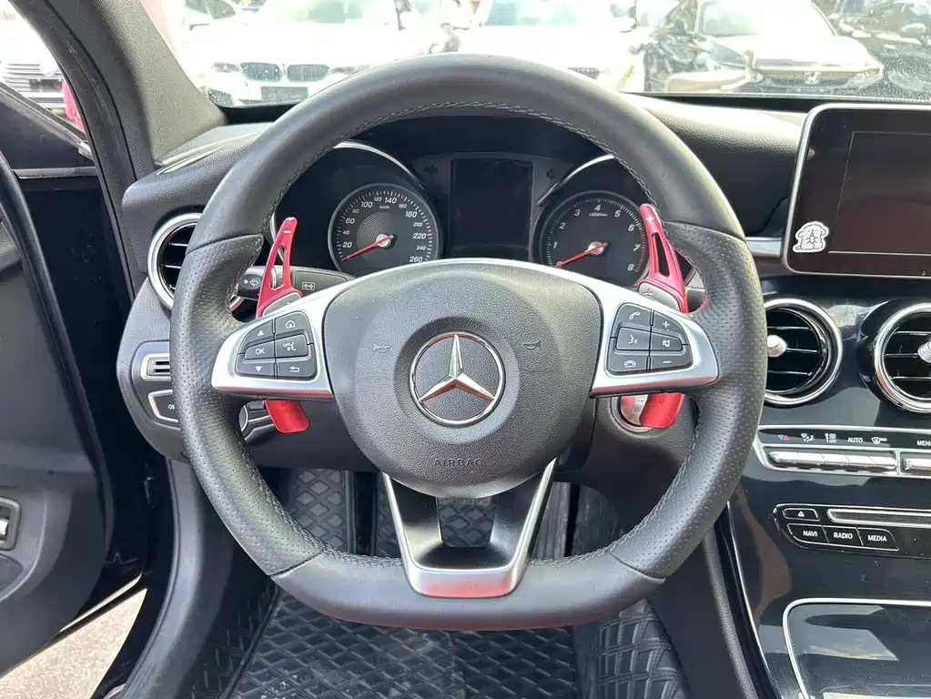 Mercedes-Benz C-Class — миниатюра 7