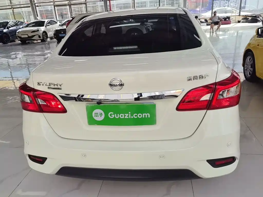 Nissan Sylphy — миниатюра 6