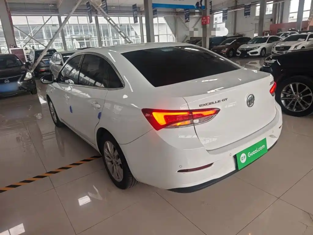 Buick Excelle — миниатюра 5