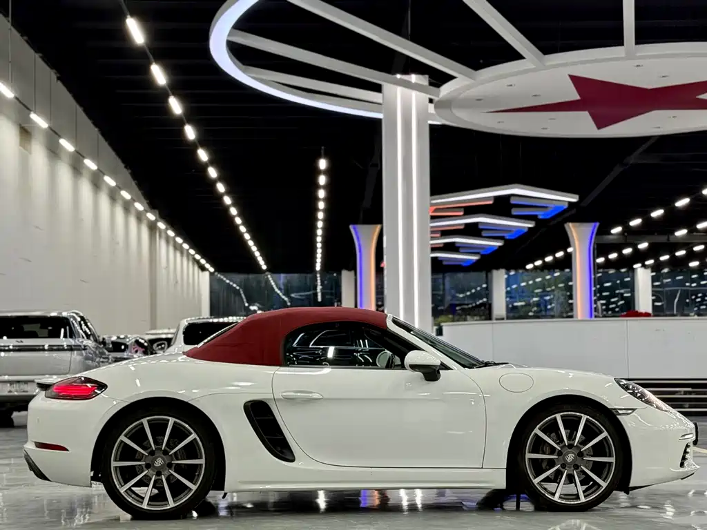 Porsche 718 2022 Boxster 2.0T