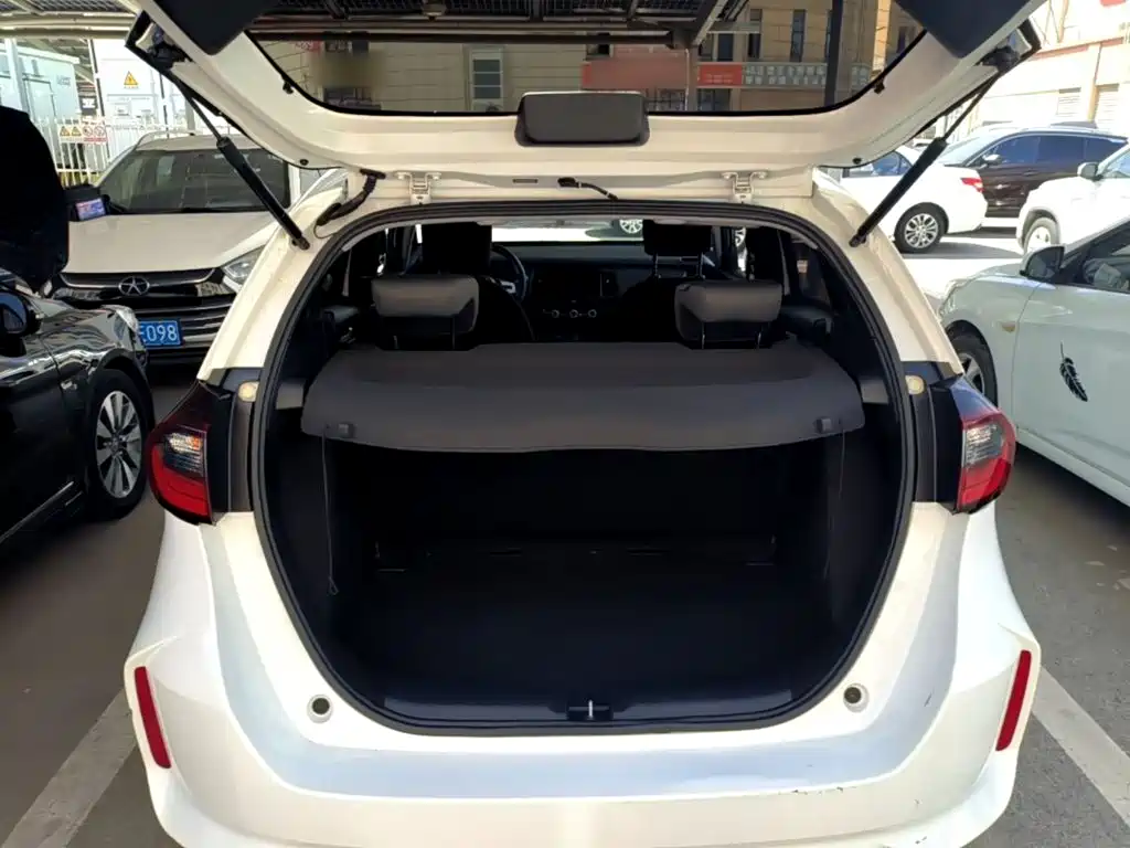 Honda Fit — миниатюра 19