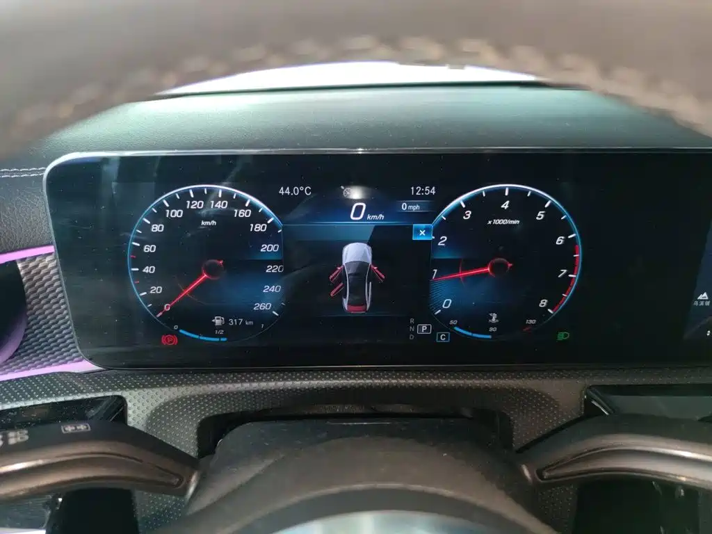 Mercedes-Benz A-Class — миниатюра 12