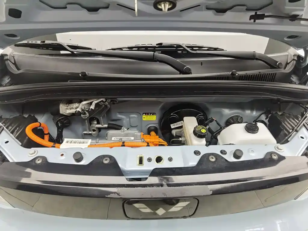 Wuling MINIEV — миниатюра 6