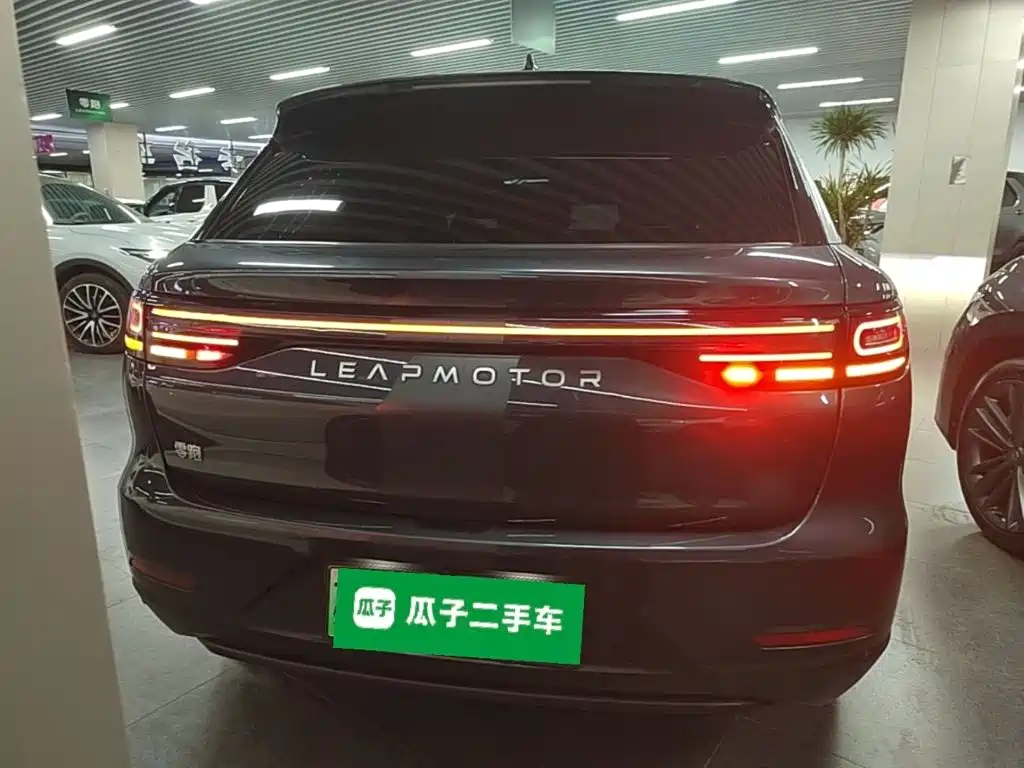 Leapmotor Leapmotor C11 — миниатюра 6