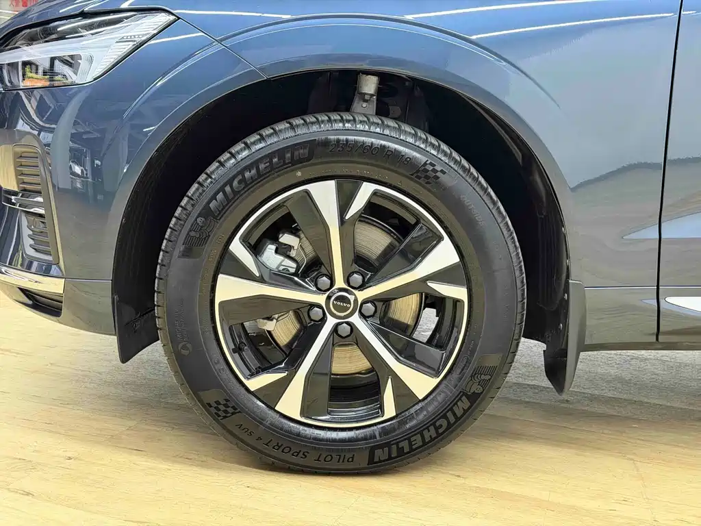 Volvo XC60 — миниатюра 5