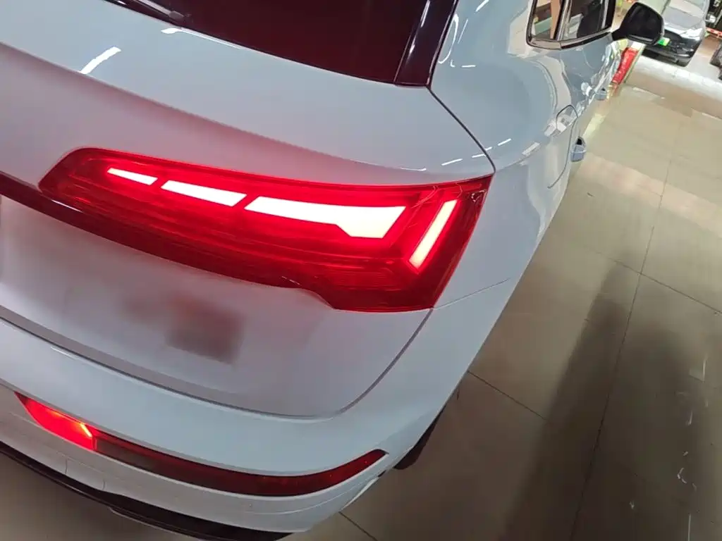 Audi Q5L — миниатюра 8